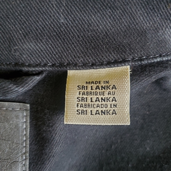 Levi's Black Denim Jacket - Picture 6 of 15